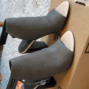 Calvin Klein contemporary black & tan bootie